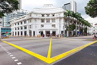 《瘟疫传说：安魂曲》游戏通关时长约为15-18小时